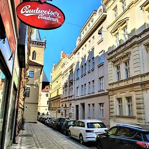 Reznicka , Praha Česká republika